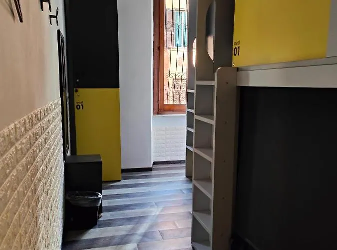 Hostel Free Roma
